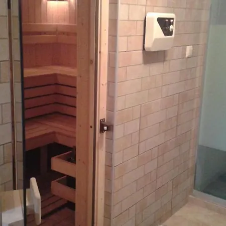 5 Floor Pool View Апартамент